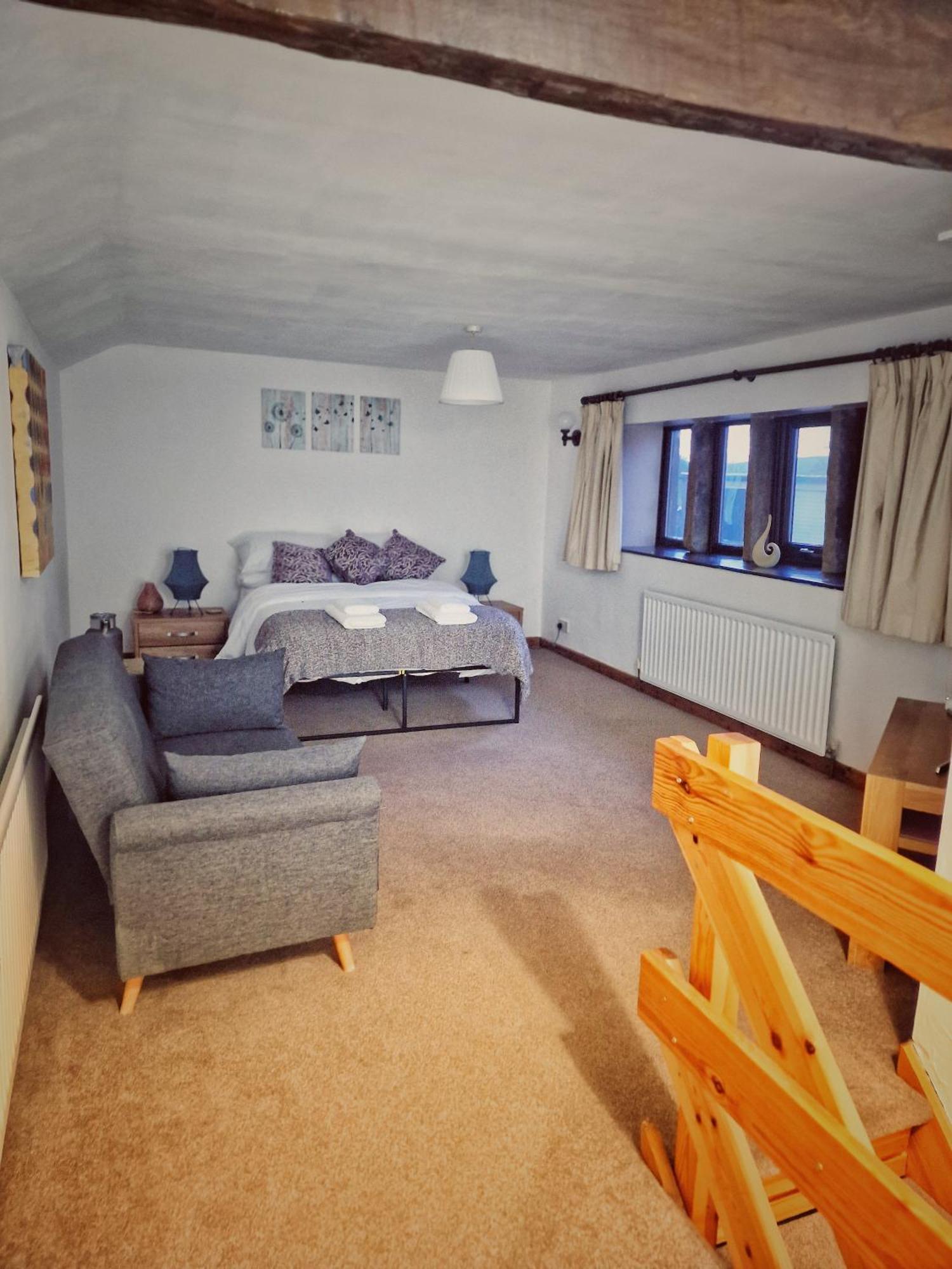 Apartment The Lodge@ Beechwood House *
